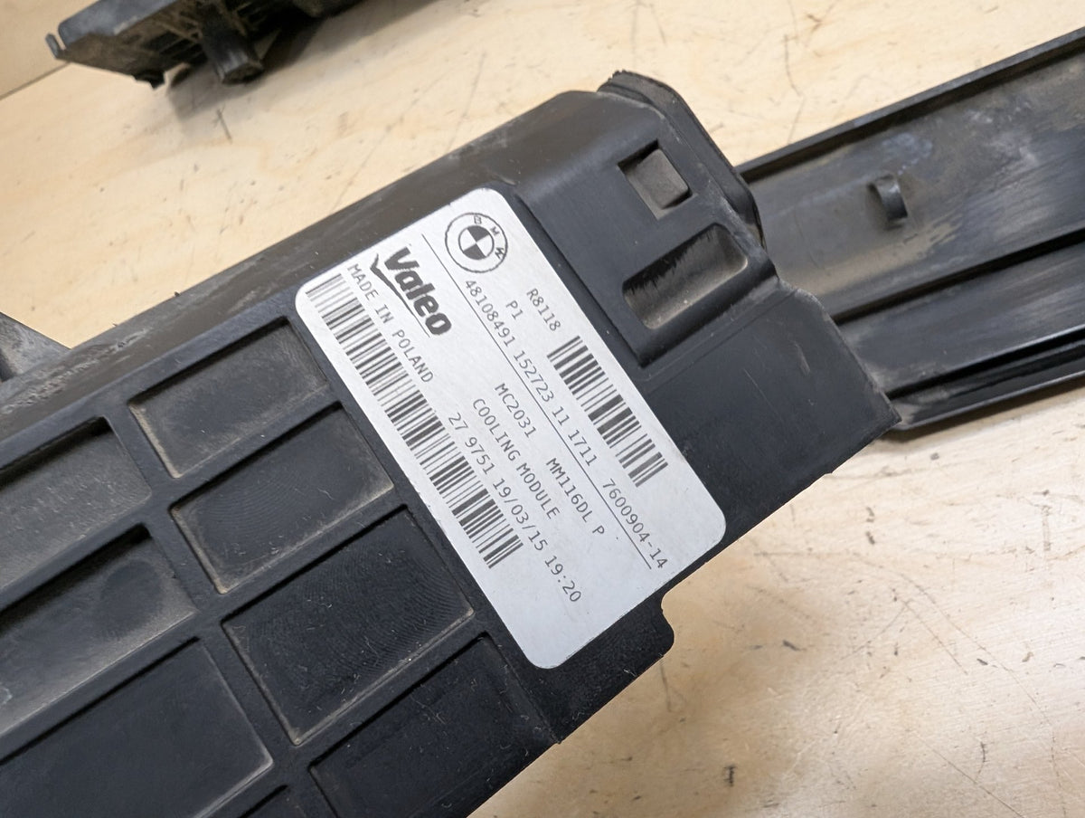 2012-2018 BMW 320i F30 Cooling Radiator Brackets SET 7600904 OEM