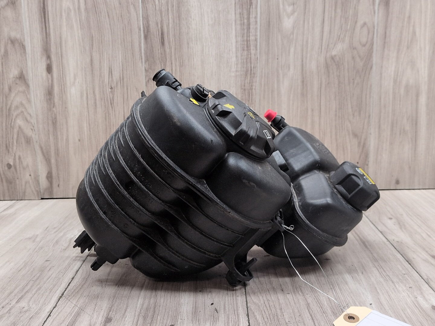 OEM BMW G20 G22 G23 G26 G42 Engine Coolant Expansion Overflow Tank Reservoir SET