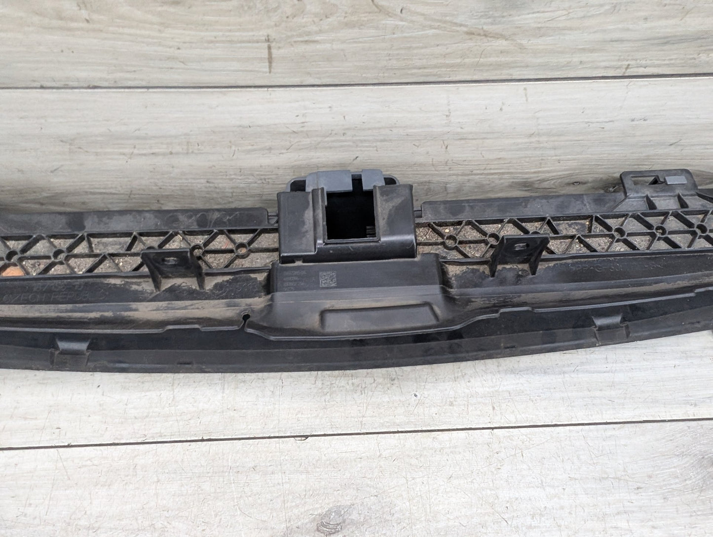 2017-2023 BMW 530i G30 Front Lower Radiator Air Flap Shutter 7497285