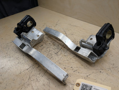 2010-2017 BMW 535i GT xDrive F07 Cooling Radiator Brackets SET 7186513 OEM