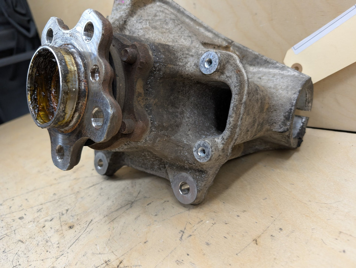 2018-2024 BMW X3 G01 Front Left Driver Spindle Knuckle w/ Bearing 6882595