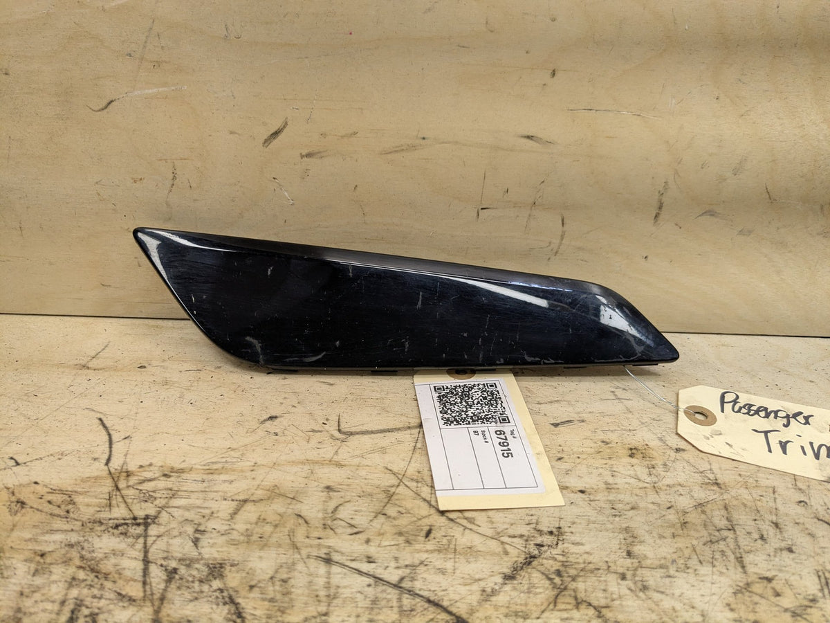 2018-2023 BMW M550i G30 Front Right Passenger Fender Trim Molding 7339014 OEM
