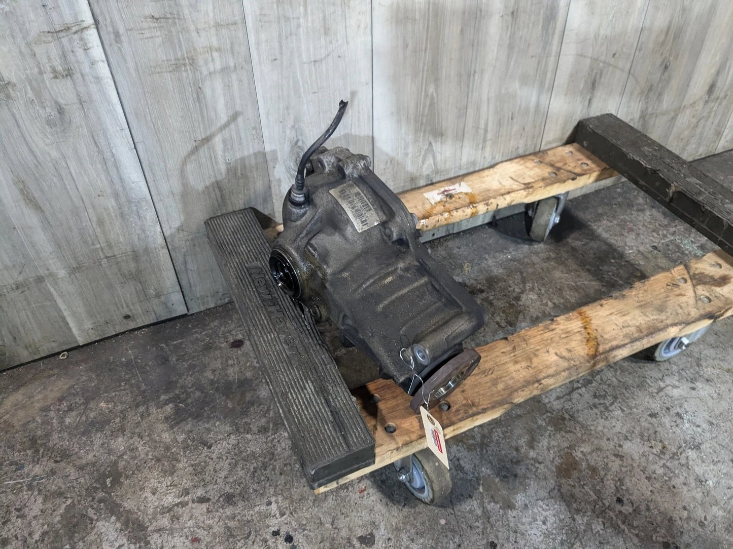 07-10 OEM BMW E70 E71 X5 X6 AWD Front Differential Axle Carrier AT Ratio 3.91