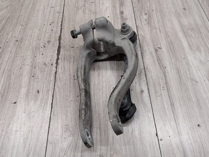2017-2023 BMW M550i G30 Front Right Passenger Spring Strut Shock Absorber Bracket 6861200 OEM