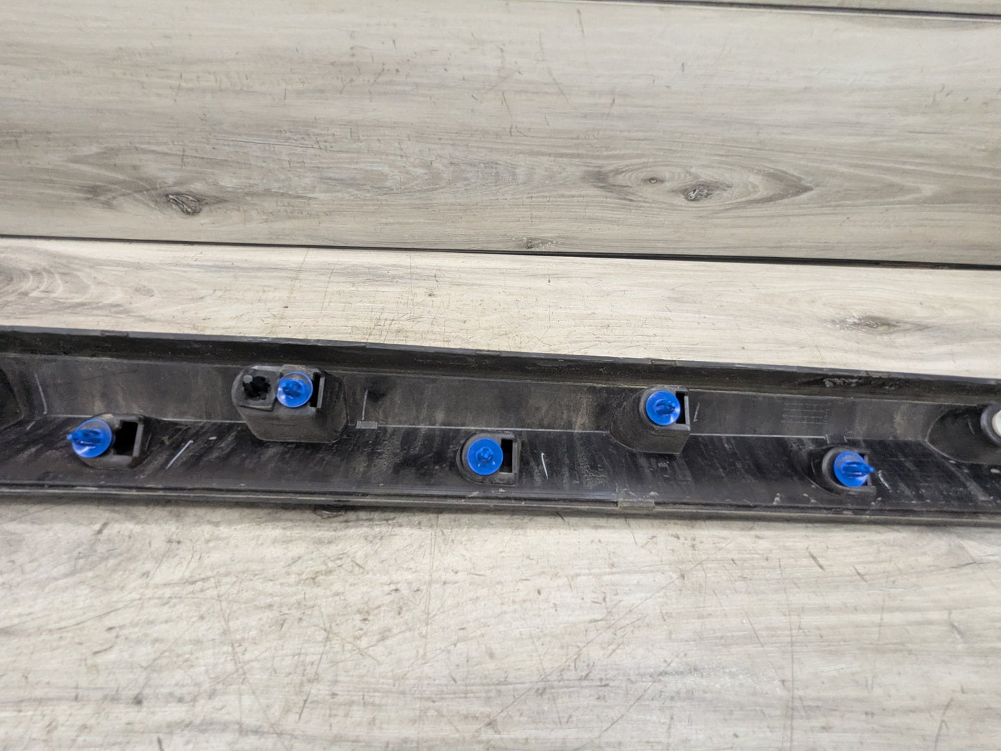 2018 - 2023 BMW X3 G01 Front Right Passenger Exterior Door Trim Molding 8064796 B58B30M0