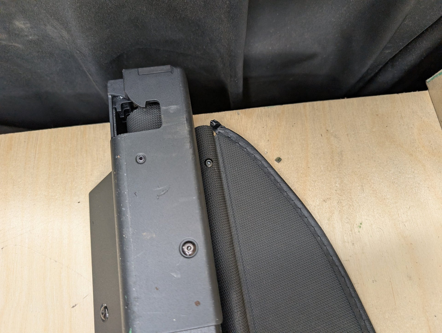 OEM BMW G01 F97 X3 X3M Rear Trunk Luggage Cover Trim Sun Shade Blind Roller