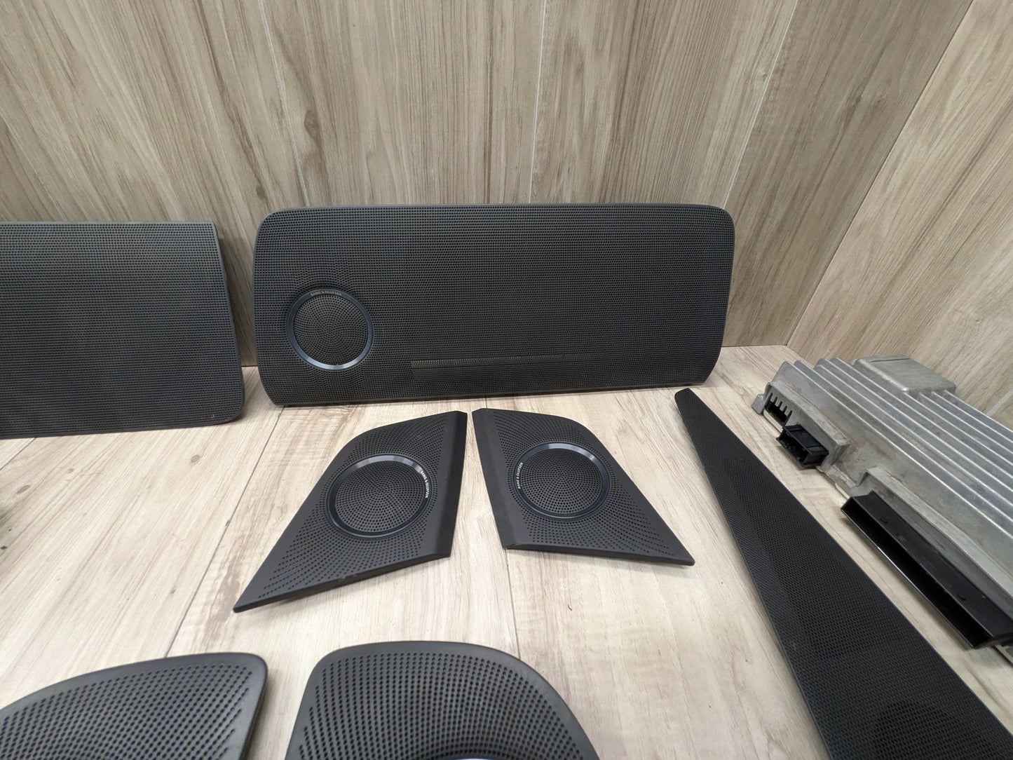 09-17 OEM AUDI A5 S5 BANG &amp; OLUFSEN Front Rear Door SUB Tweeter Speakers SET