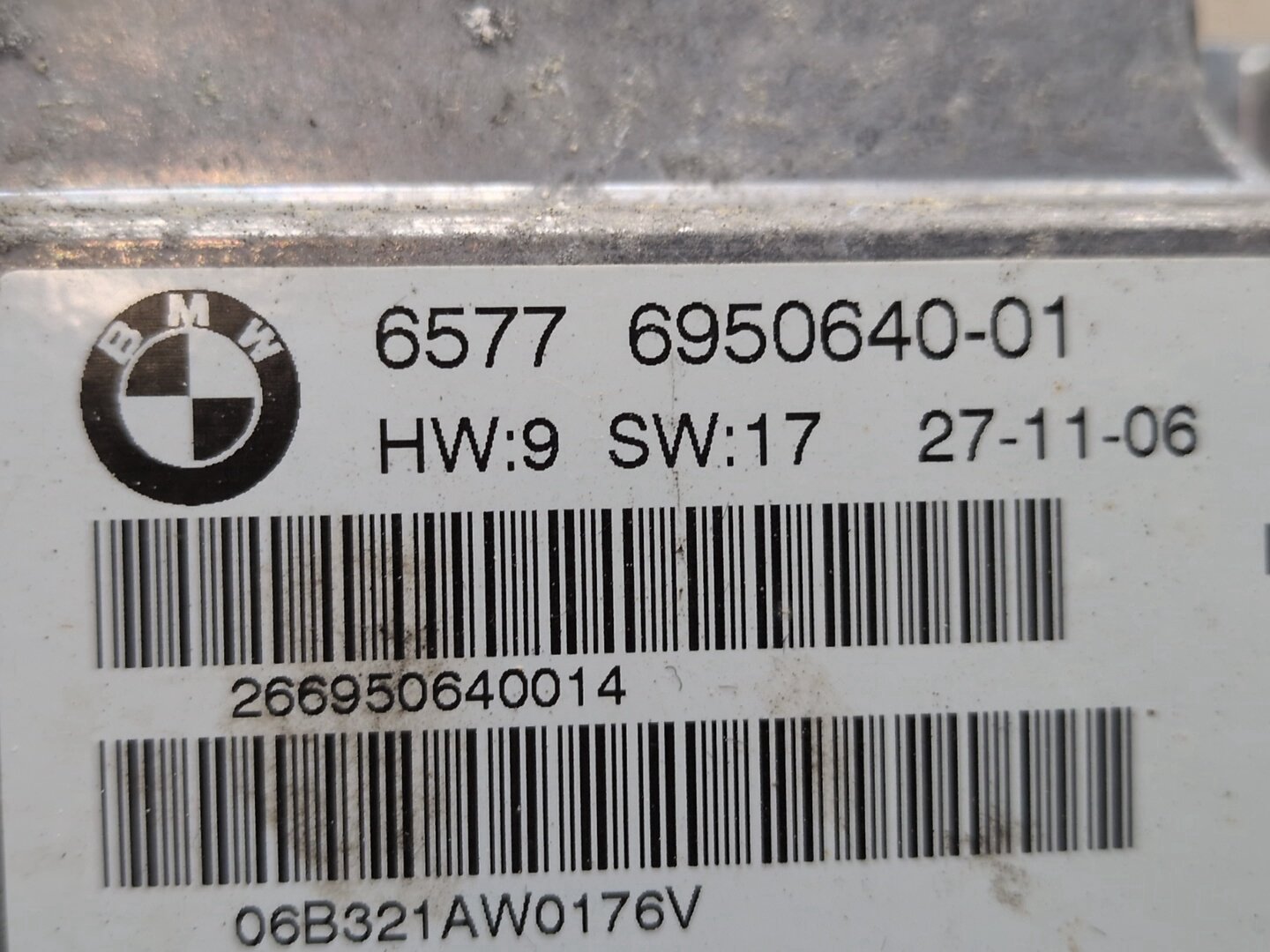 2004-2010 BMW M6 E64 Convertible Rollover Module 6950640 OEM