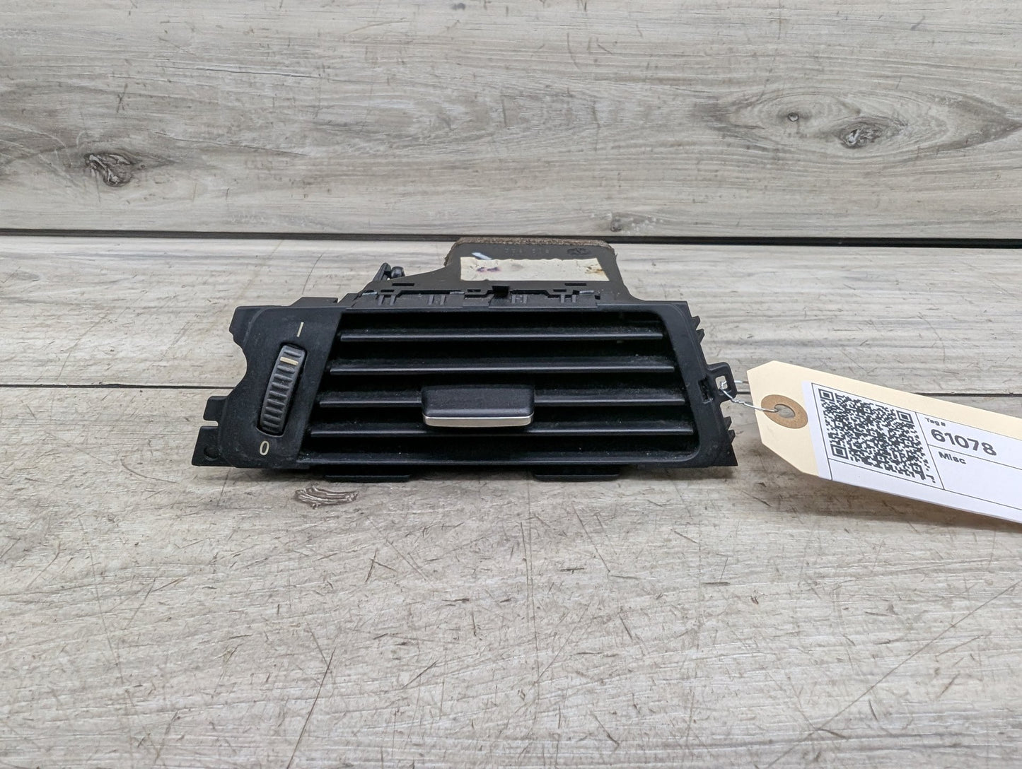06-13 OEM BMW E90 E92 E93 335 328 M3 Left Driver Side Dashboard Air Vent