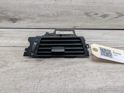 06-13 OEM BMW E90 E92 E93 335 328 M3 Left Driver Side Dashboard Air Vent