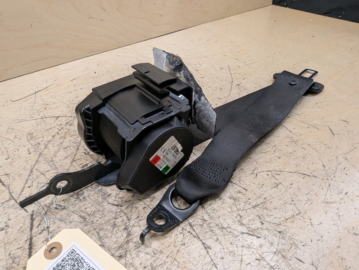 16-22 OEM BMW G11 G12 740 750 M760 B7 Rear Left Right Seat Belt Retractor Black