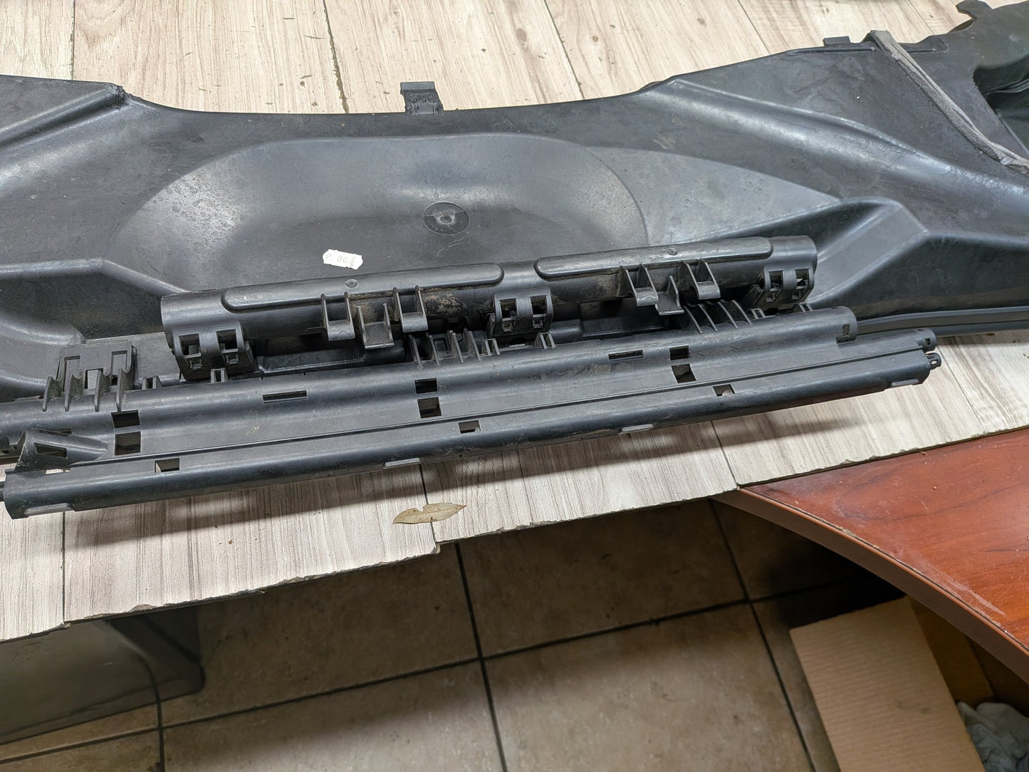 06-13 OEM BMW E90 E92 E93 328 335 Cabin Air Filter Cowl Housing Lower Upper SET