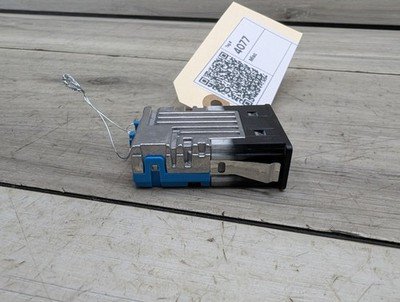 OEM BMW F44 F48 F97 G01 G05 G12 G20 G30 G80 USB Dual Type C Charger Port Socket
