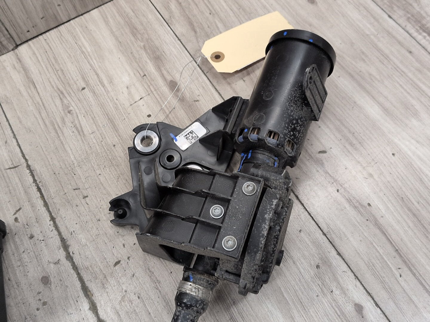 OEM BMW F95 G05 G06 G07 X5 Charcoal Filter Fuel Tank Vapor Evaporator Canister