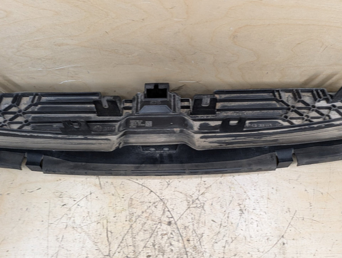 2019-2026 BMW 330i G20 Front Lower Radiator Air Flap Shutter 9465186 OEM
