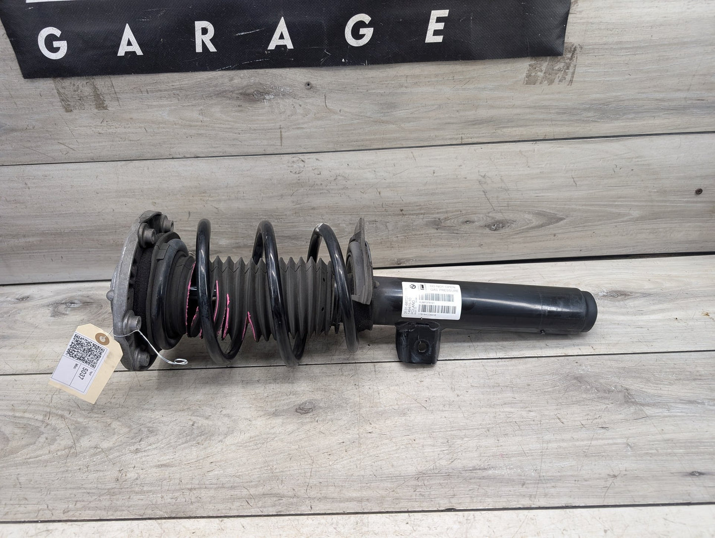 2014 - 2019 BMW 340 F34 Front Left Driver Spring Strut Shock Absorber 6873781 B58B30M0