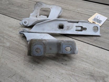2008 - 2017 Audi S5 8T Hood Bonnet Hinges SET 8T0823301E