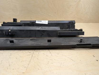 2012-2018 BMW 328i F30 Right Passenger Side Rocker Panel Brackets SET 8507422