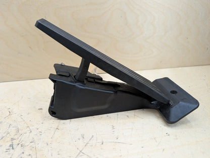 OEM BMW F15 F22 F25 F30 F36 F80 G01 G05 G20 X3 X5 Accelerator Throttle Gas Pedal