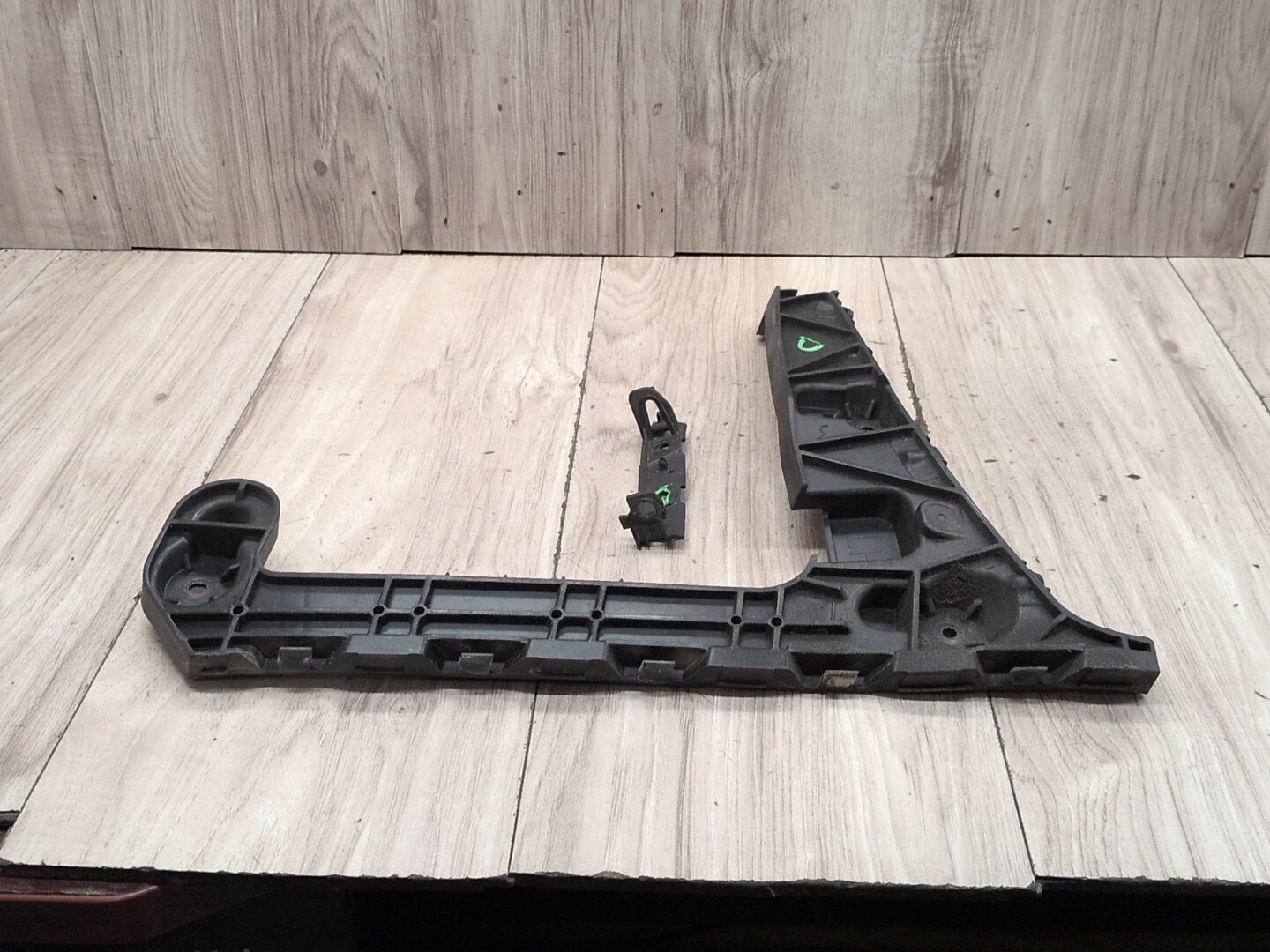 2018-2023 Audi S4 B9 Rear Left Driver Bumper Support Bracket 8W5807453