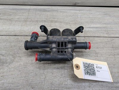 OEM BMW F01 F02 F06 F07 F10 F12 F13 M5 M6 Engine Water Heater Control Valve Pump
