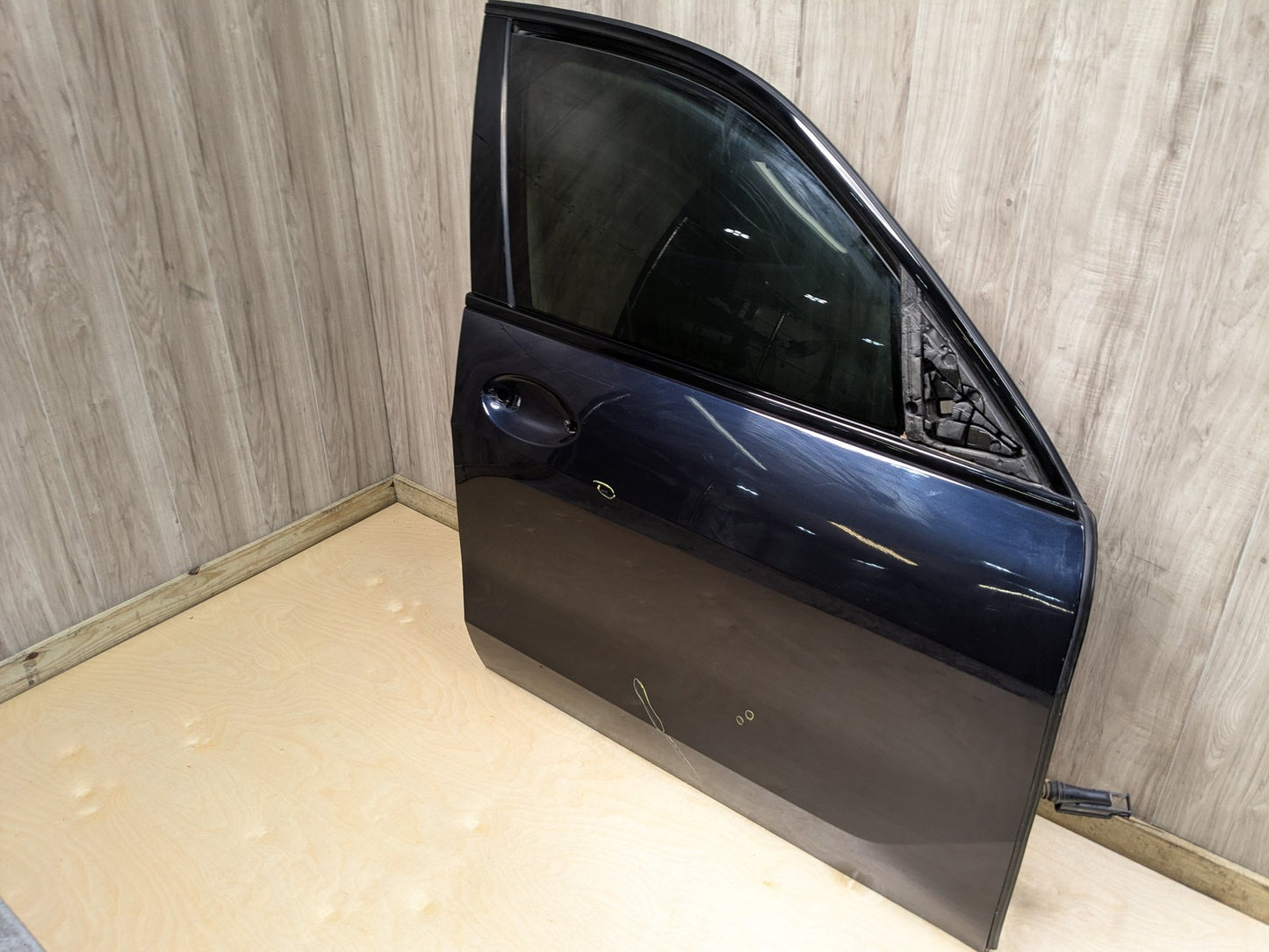 19-25 OEM BMW F95 G05 X5 X5M Front Right Passenger Door Shell Panel