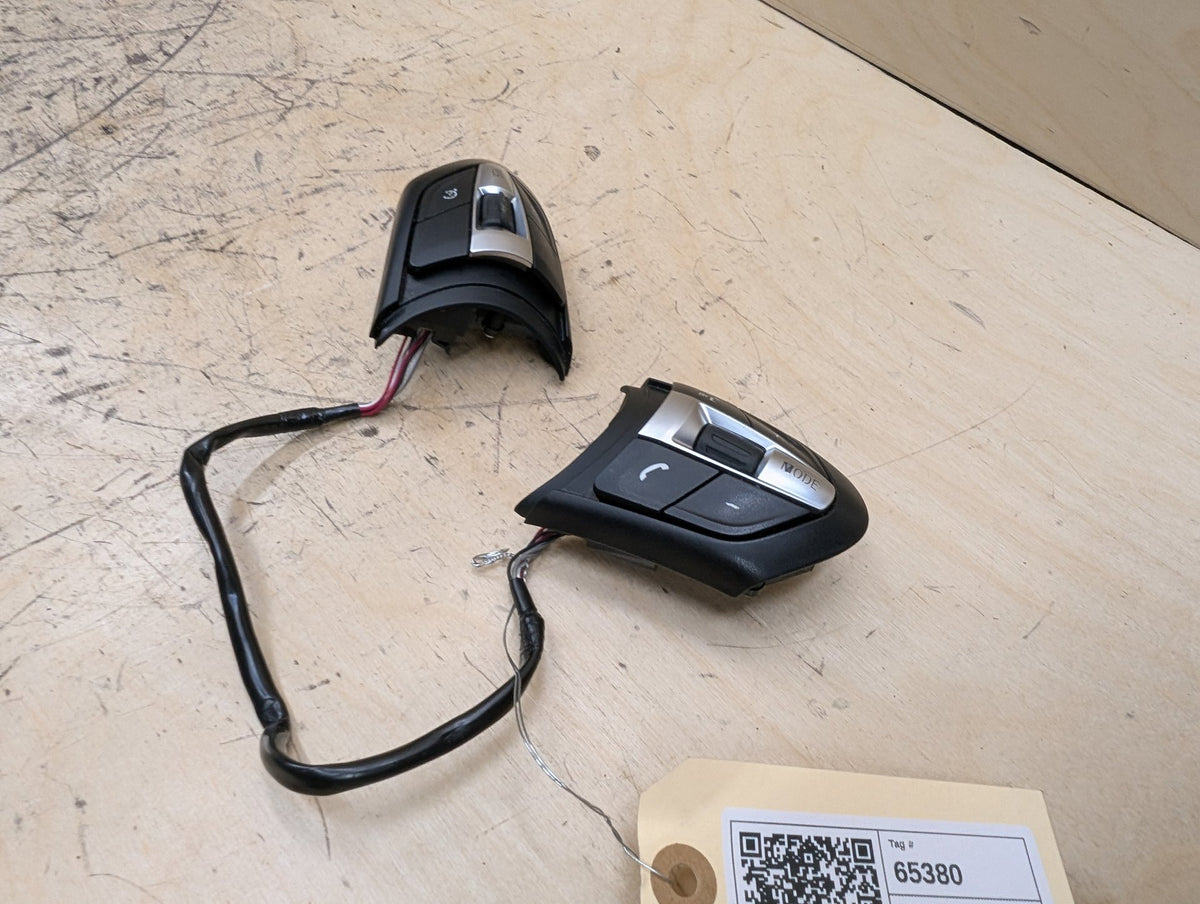 OEM BMW F10 F22 F23 F30 F32 F33 F36 M SPORT Steering Wheel Multifunction Button