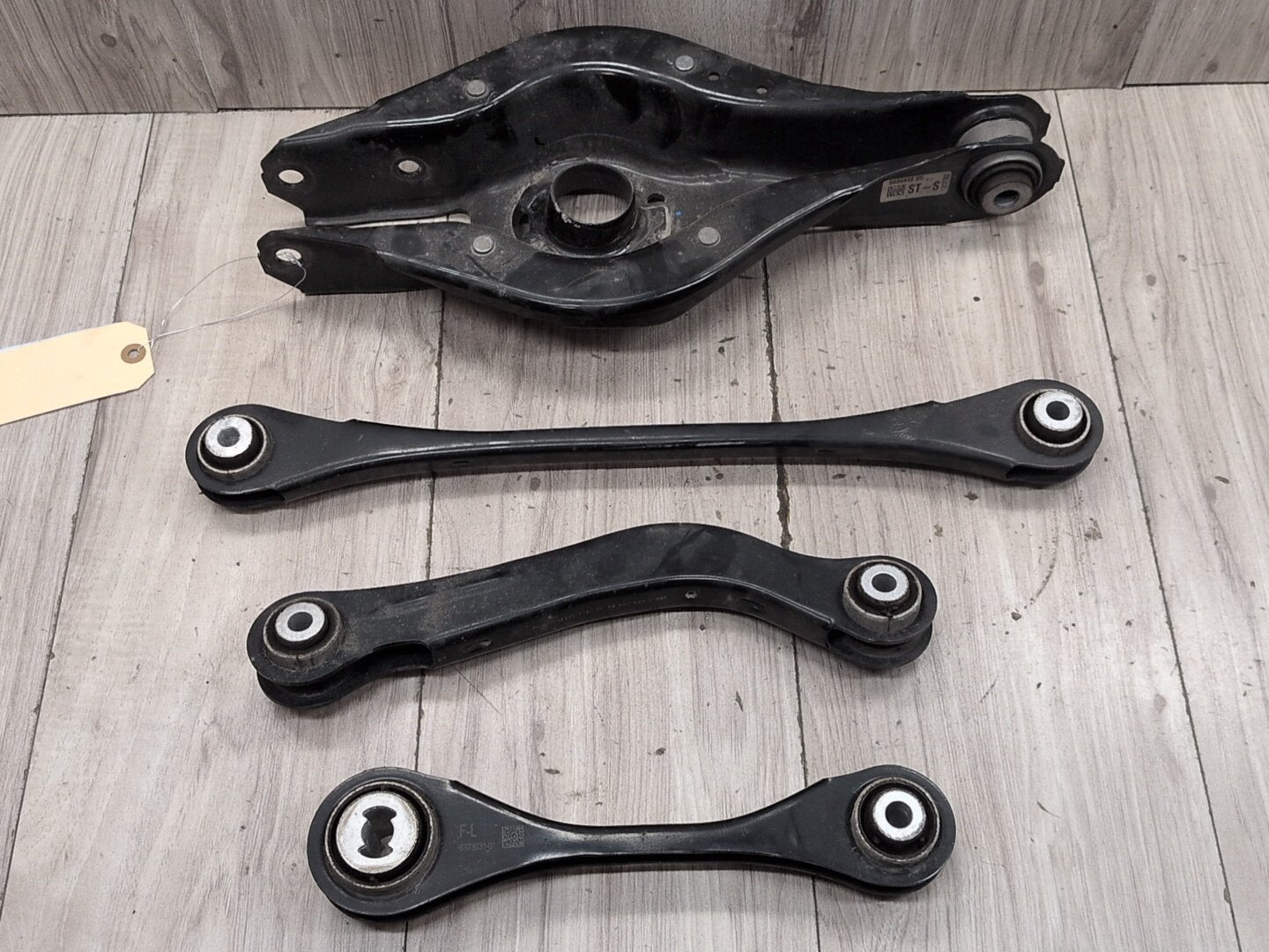 OEM BMW G20 G22 G23 G26 G29 G42 Rear Left Driver Upper Lower Control Arm SET