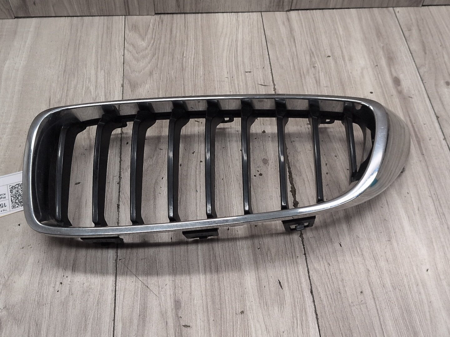 2014 - 2015 BMW 440i F36 Front Right Passenger Upper Bumper Cover Kidney Grille 7294817 B58B30M0