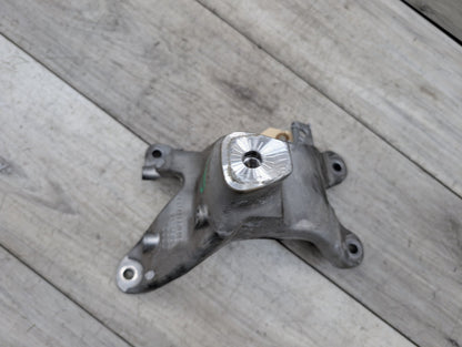 2009 - 2017 Audi Q5 8R Right Passenger Engine Bracket Support Mount 8K0299308CD EA888