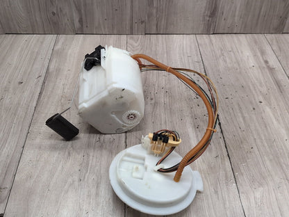 18-20 OEM BMW G30 M550iX Engine N63R Gas Tank Mount Fuel Pump w/ Sending Unit