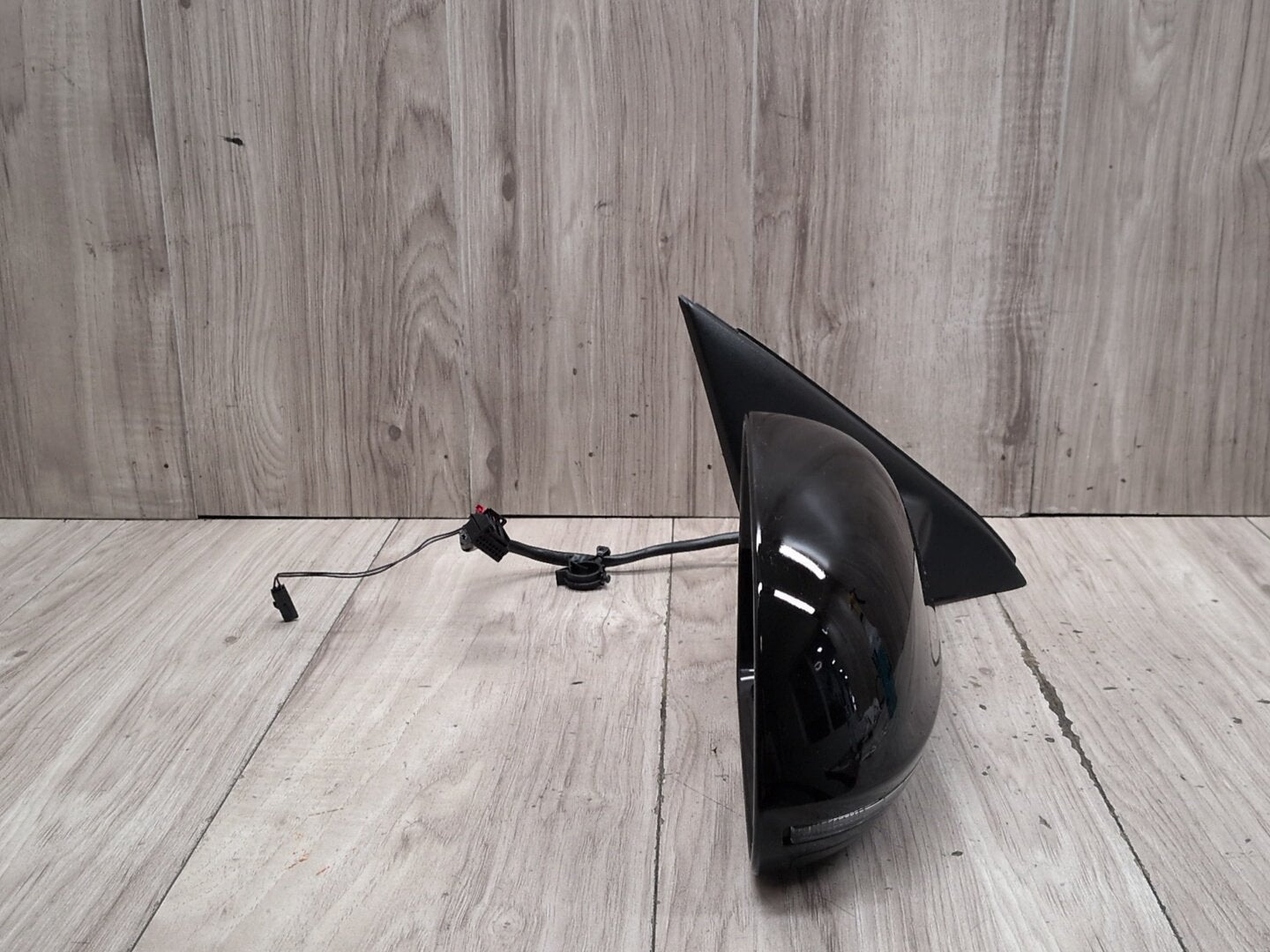 2015-2018 Audi Q3 8U Front Right Passenger Side Mirror Assembly 8U1857410G