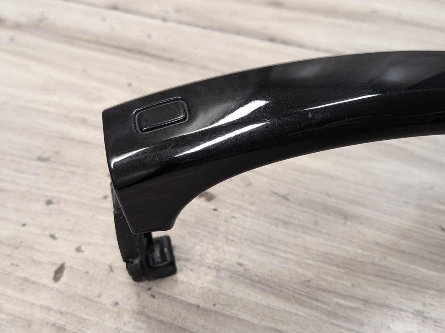 2015-2018 Audi Q3 8U Front or Rear Right Passenger Exterior Door Handle 8T0837205A