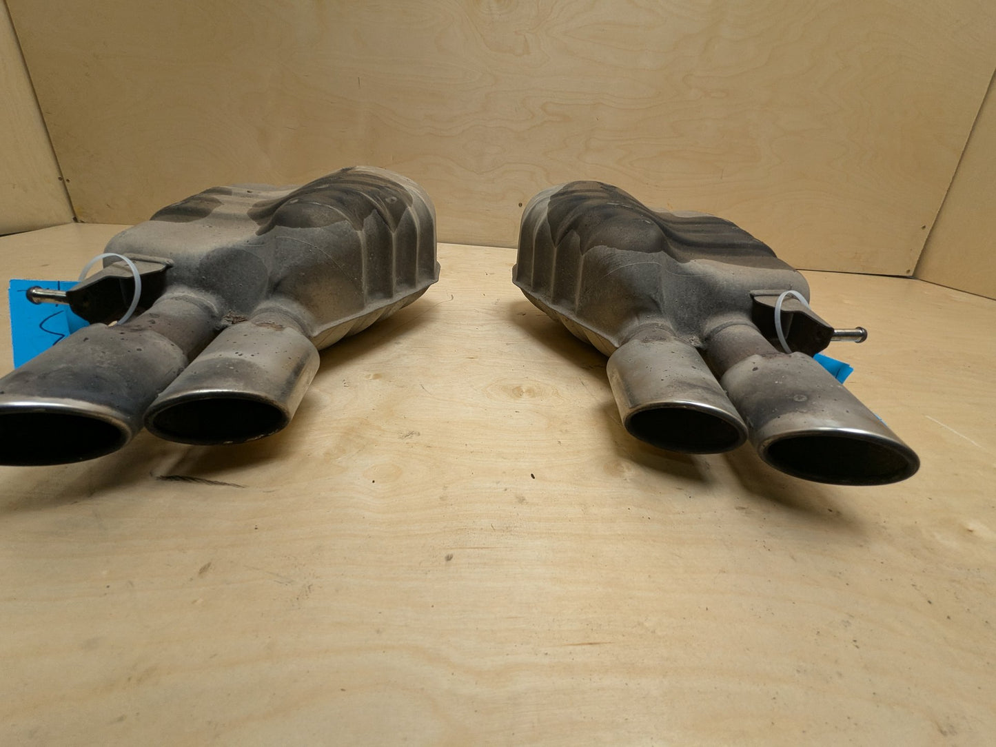 2008 - 2017 Audi S5 8T Rear Exhaust Muffler 8K0253611BD