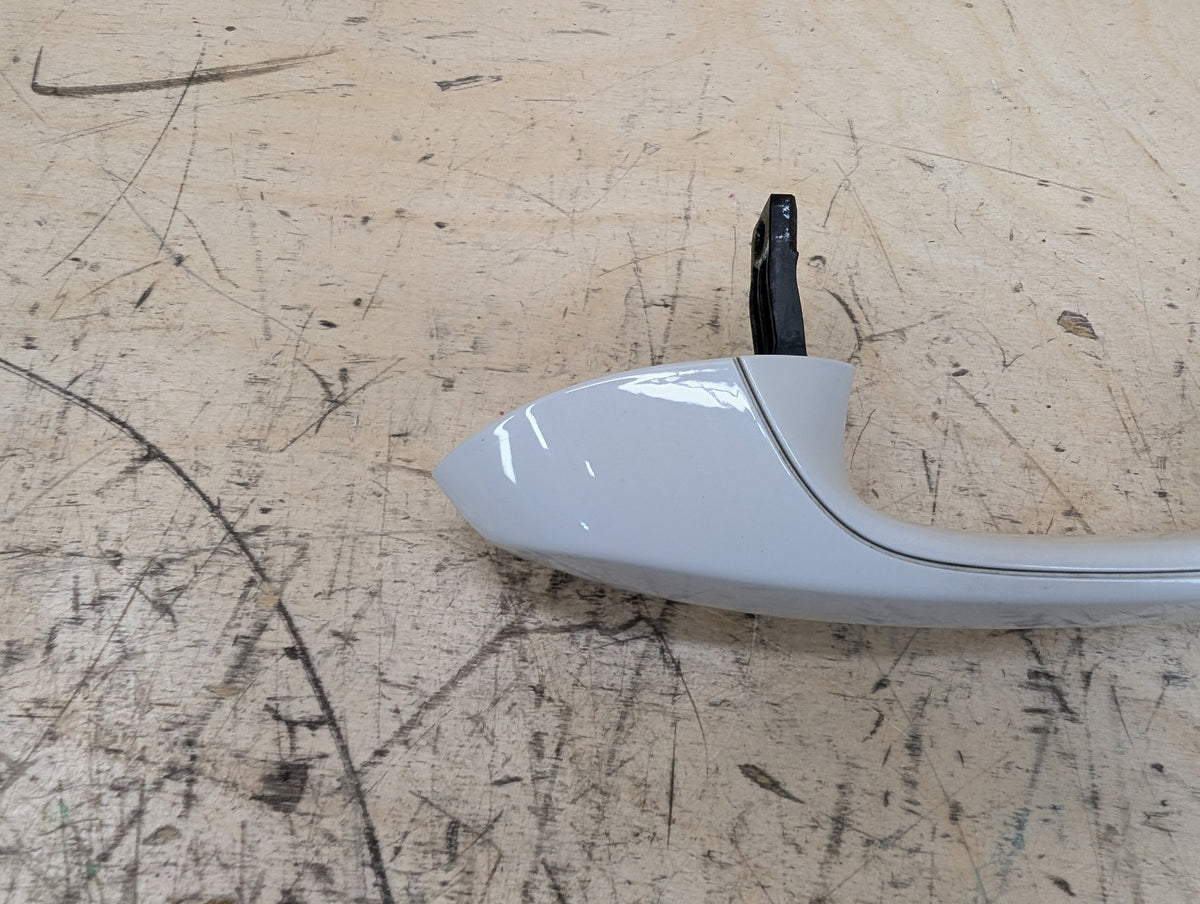 2019-2026 BMW 330i G20 Front or Rear Right Passenger Exterior Door Handle 9491458 OEM