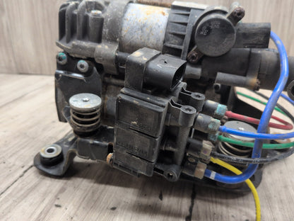 16-22 OEM BMW G11 G12 740 750 M760 Air Suspension Compressor Pump Module Motor