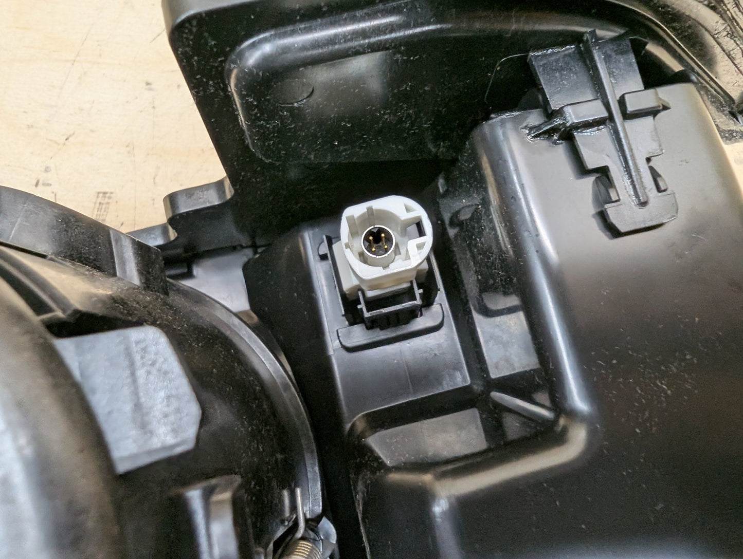 2018-2024 BMW X3 G01 Center Console Cup Holder 9363802