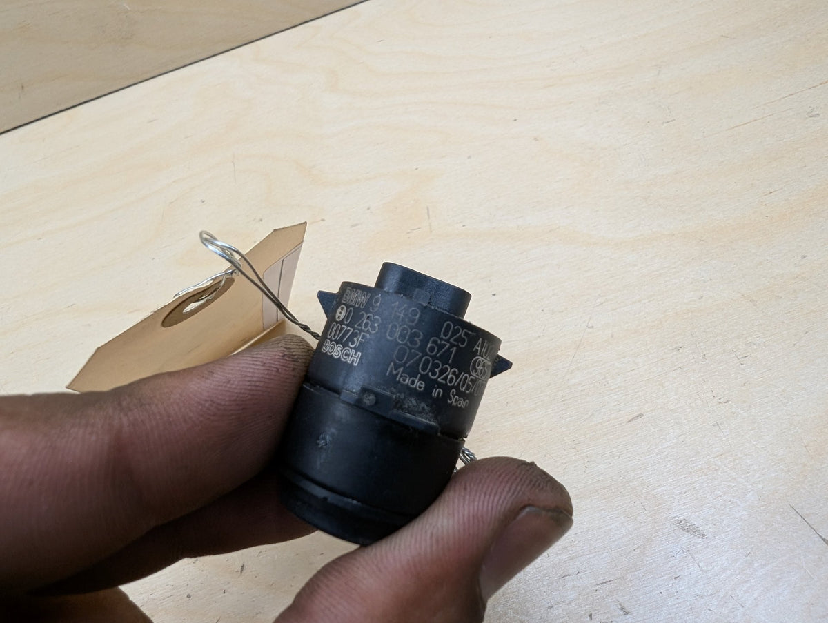 2007-2013 BMW 335i E93 Bumper PDC Parking Distance Sensor 9149025
