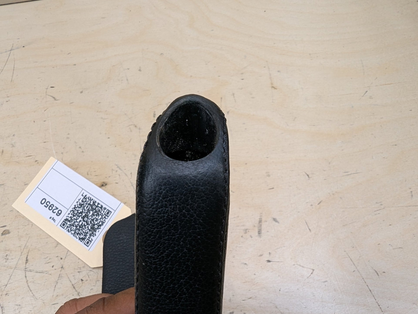 06-13 OEM BMW E90 E92 E93 335 Boot Hand Brake Handle Black