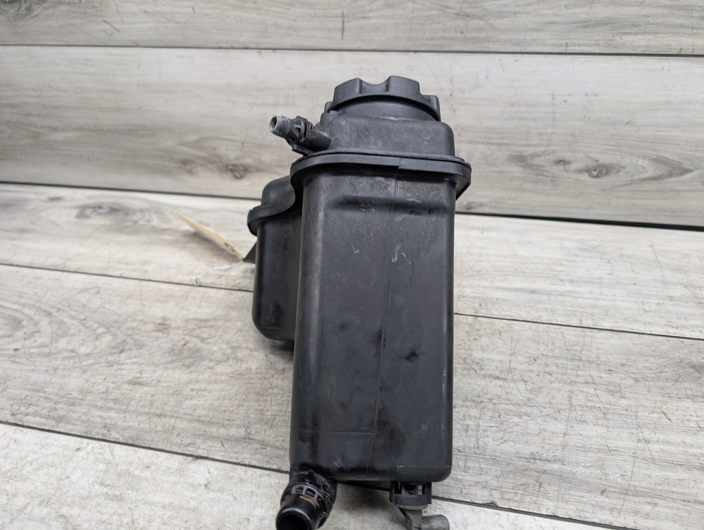 2007-2013 BMW 328i E93 Coolant Expansion Tank Reservoir 7567462