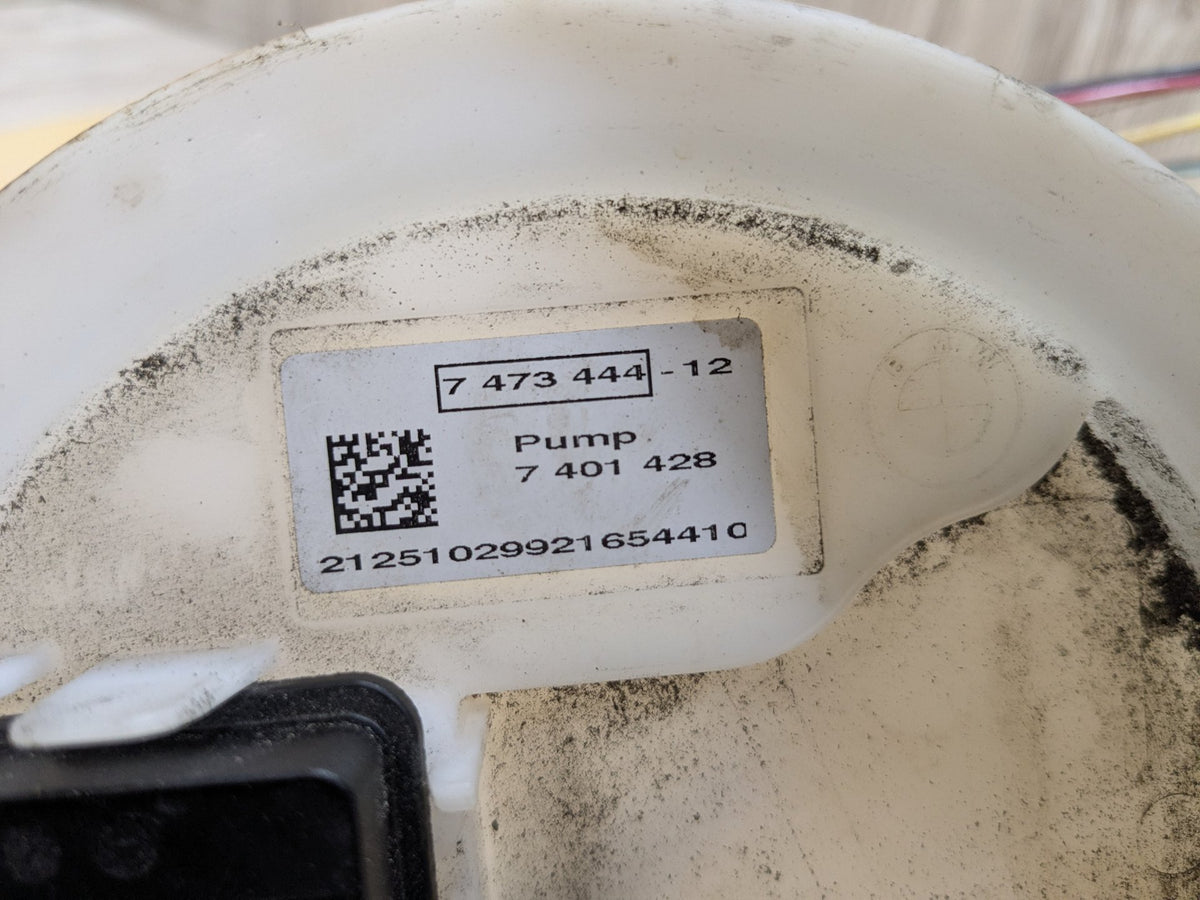 OEM BMW G20 G22 G23 G26 G42 330 M340 430 M440 Gas Tank Mounted Sending Fuel Pump
