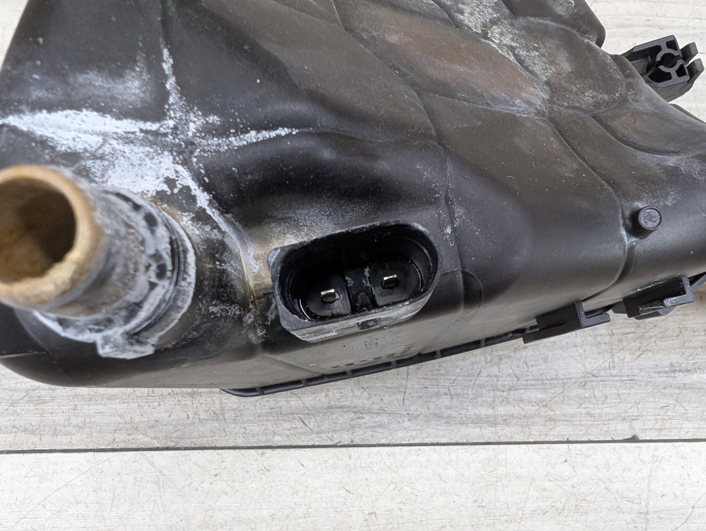 2017-2023 BMW 530i G30 Coolant Expansion Tank Reservoir 8742975