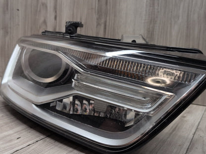 16-18 OEM Audi Q3 8U Front Right Passenger HID Xenon Headlight 8U0941006E