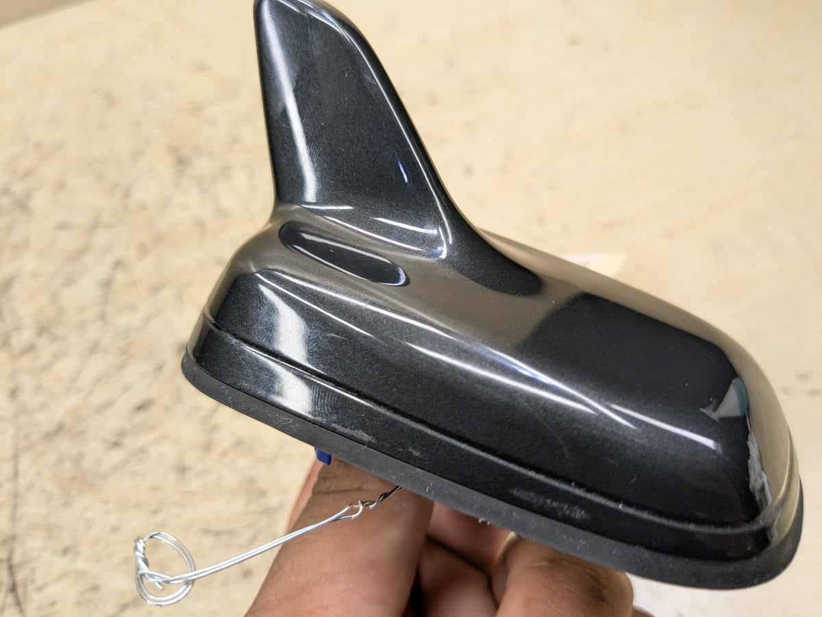 2012-2018 Audi A6 C7 Roof Shark Fin Radio Antenna Module 4G0035503K OEM