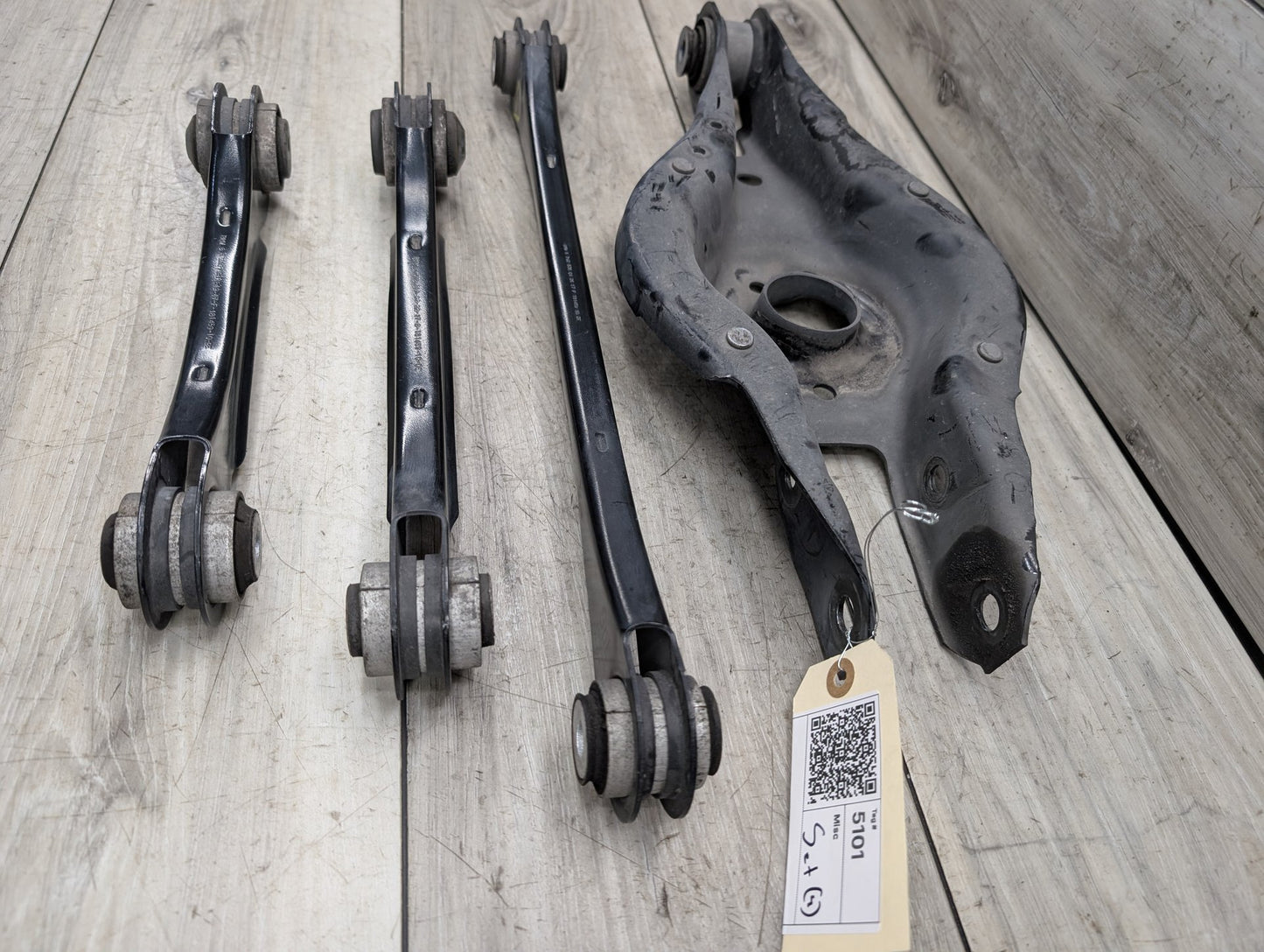 2014 - 2019 BMW 340 F34 Rear Left Driver Control Arms SET 6792533 B58B30M0