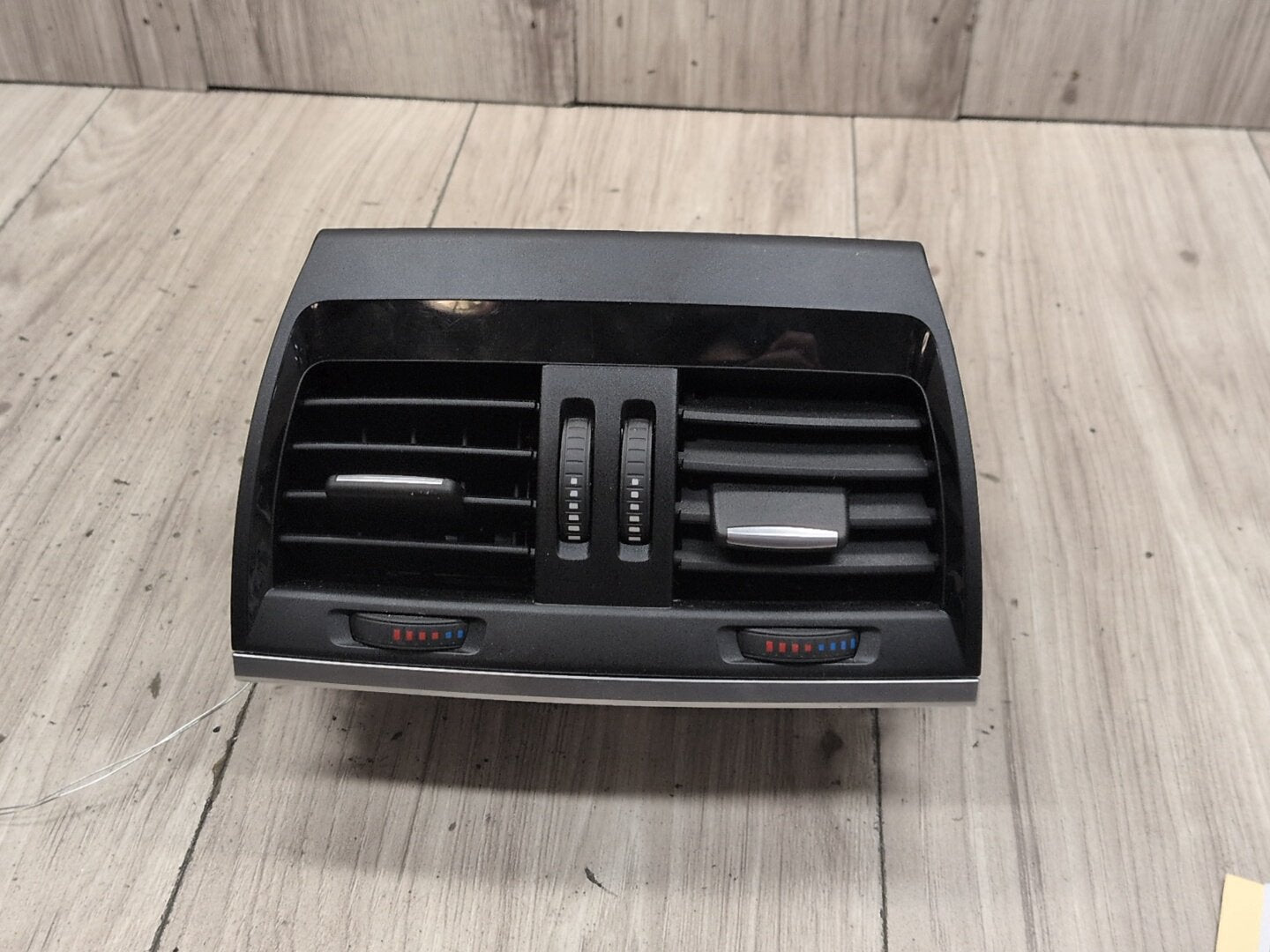 14-19 OEM BMW F15 F16 F85 F86 X5 X6 Rear AC Air Conditioning Vent Grille Black