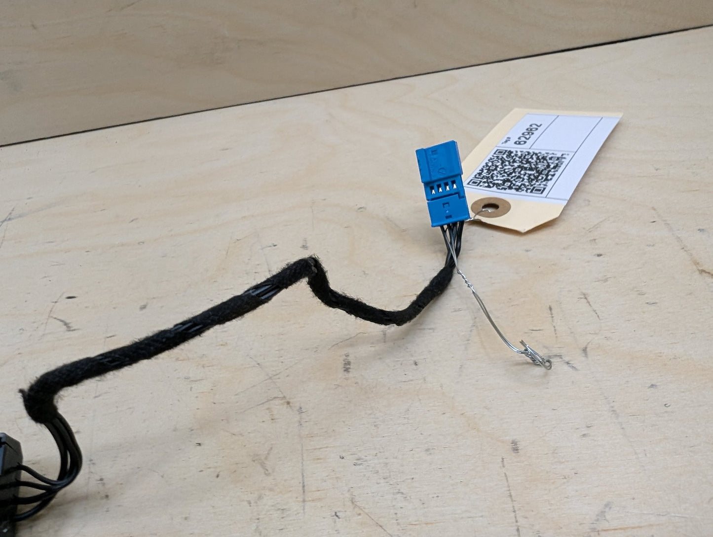 OEM BMW E82 E84 E88 E90 E92 E93 Steering Wheel Heater Electronics Control Module