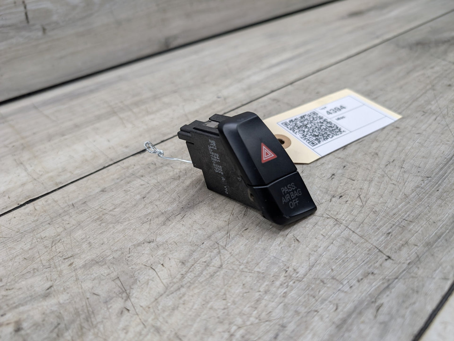 2008 - 2017 Audi S5 8T Emergency Parking Brake Switch 8K1941509A