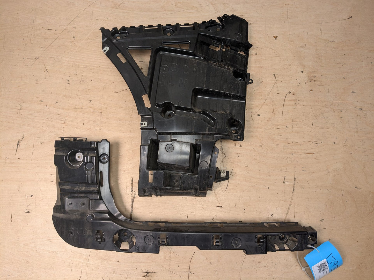 2018 - 2020 BMW X3 G01 Rear Left Driver Bumper Support Brackets SET 7400667 B58B30M0