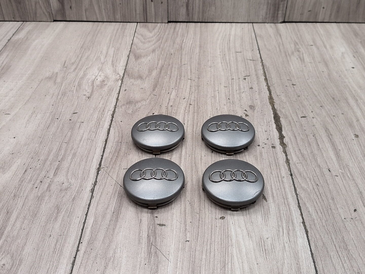 2015-2018 Audi Q3 8U - Wheel Rim Hub Center Cap SET PN: 4B0601170
